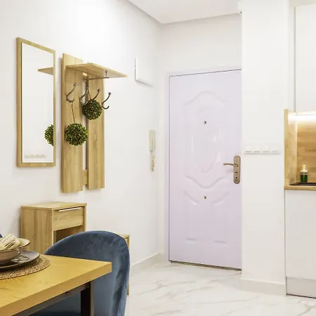 Apartment Pink Azure *