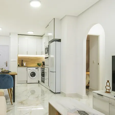 Pink Azure - Warm & Bright トレビエハ